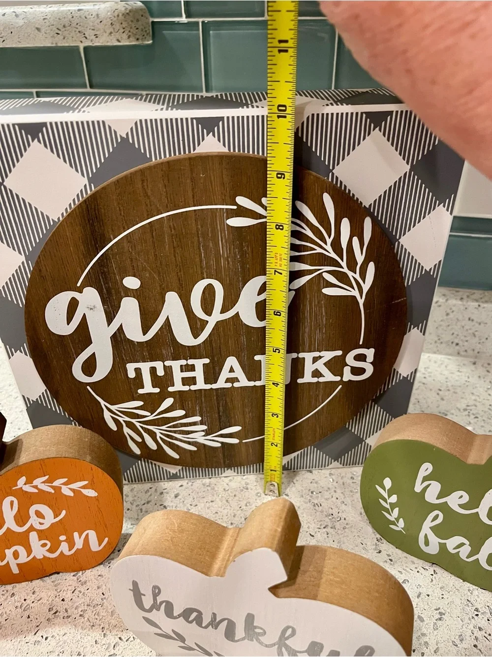 Give Thanks Wooden Fall Sign with Pumpkin Trio. Includes Ceramic S & P Shakers